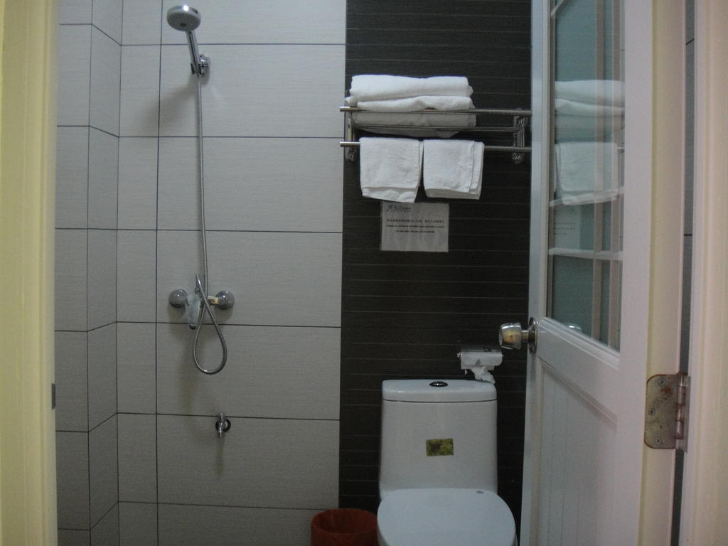 Tiffany Hostel Yangshuo Chambre photo